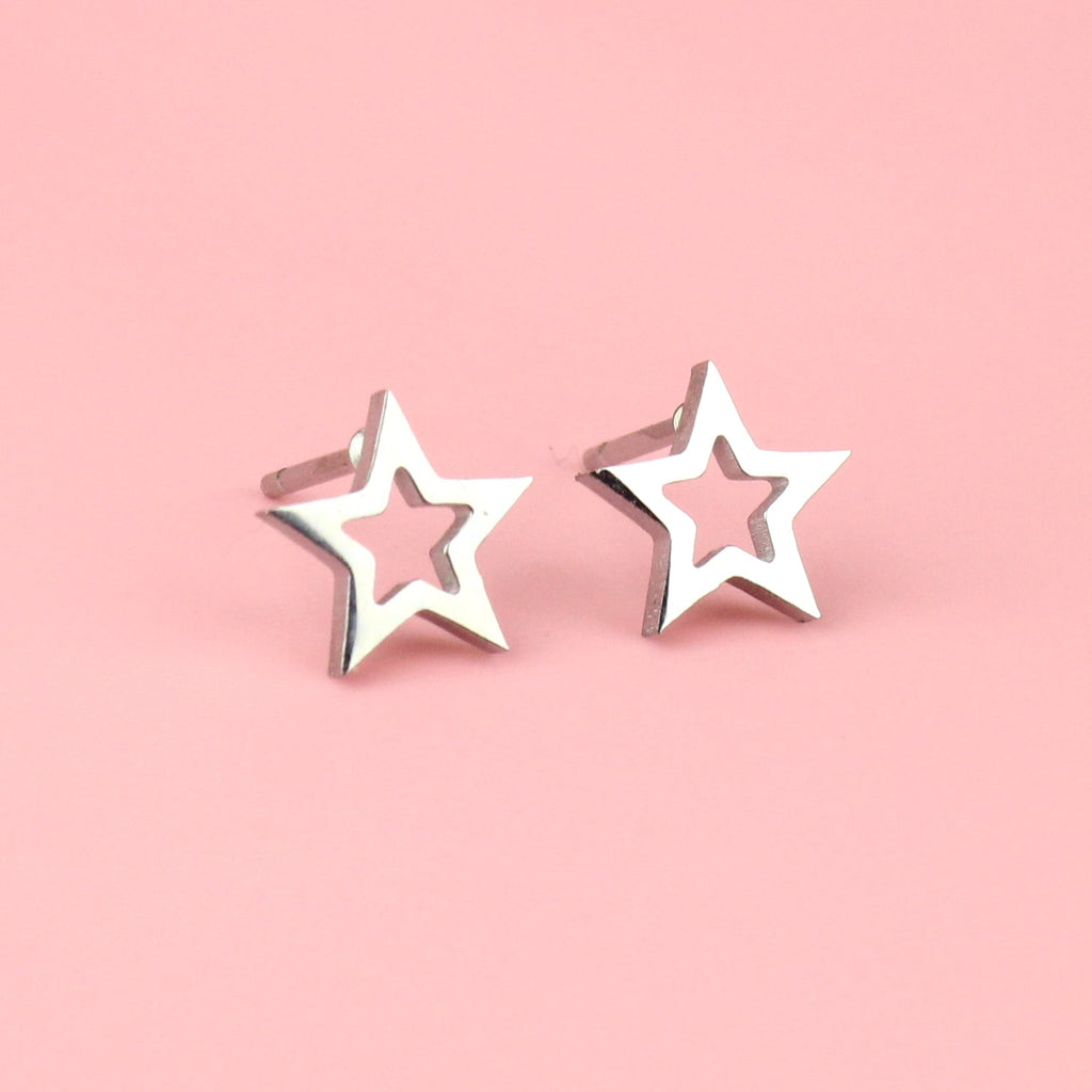 Cut Out Star Stud Earrings