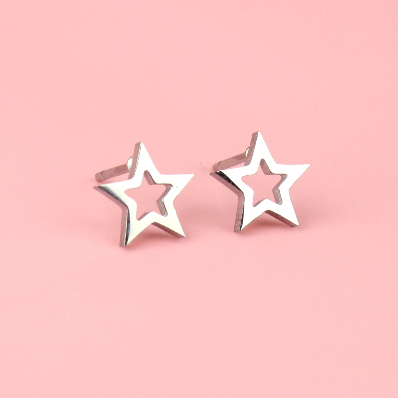 Cut Out Star Stud Earrings