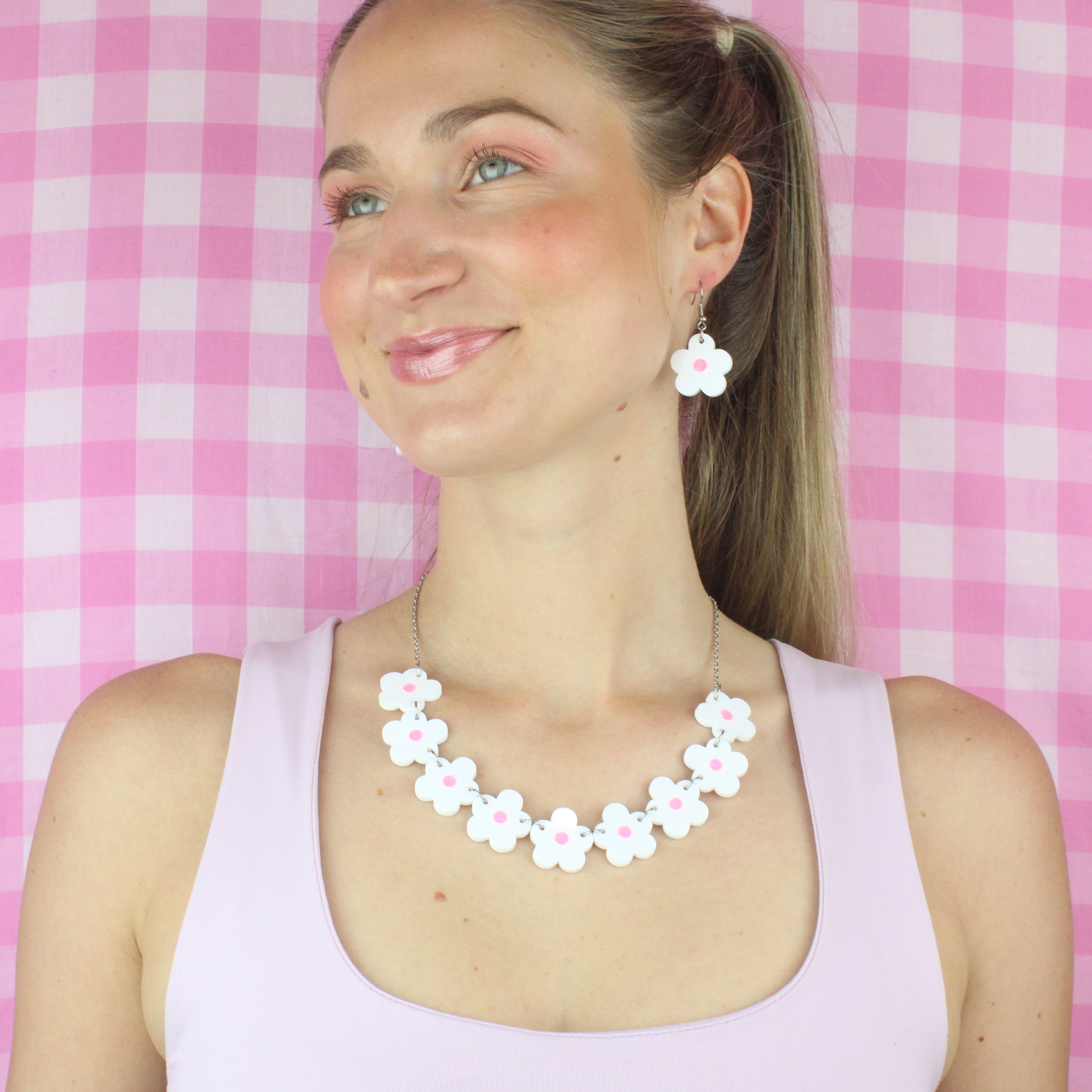Daisy Chain Necklace
