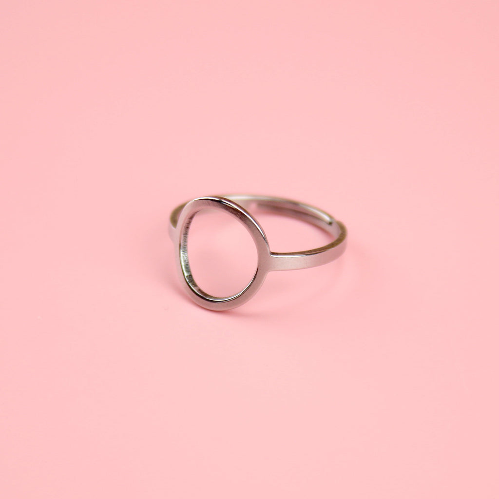 Cut Out Circle Ring